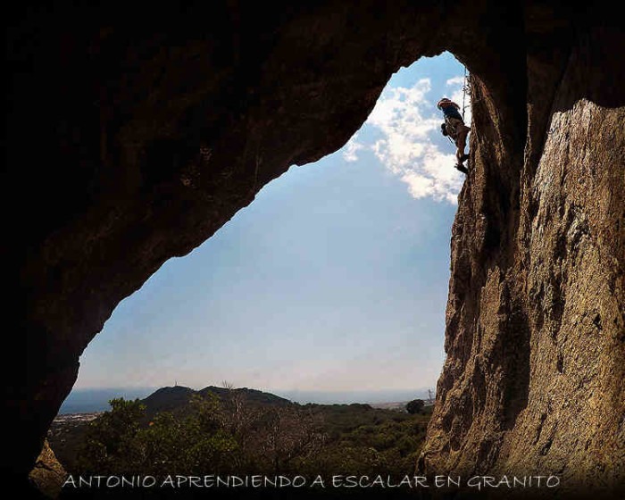 Salidas de escalada en roca en grupo - Imagen 2