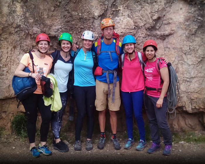 Salidas de escalada en roca en grupo - Imagen 14