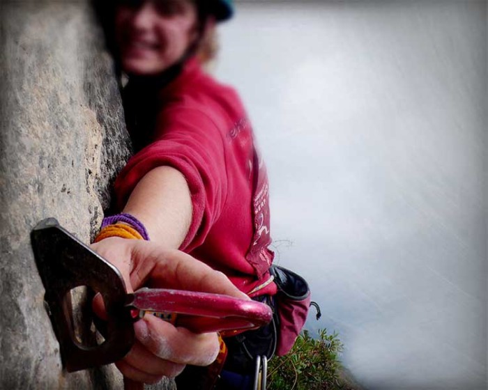 Salidas de escalada en roca en grupo - Imagen 6