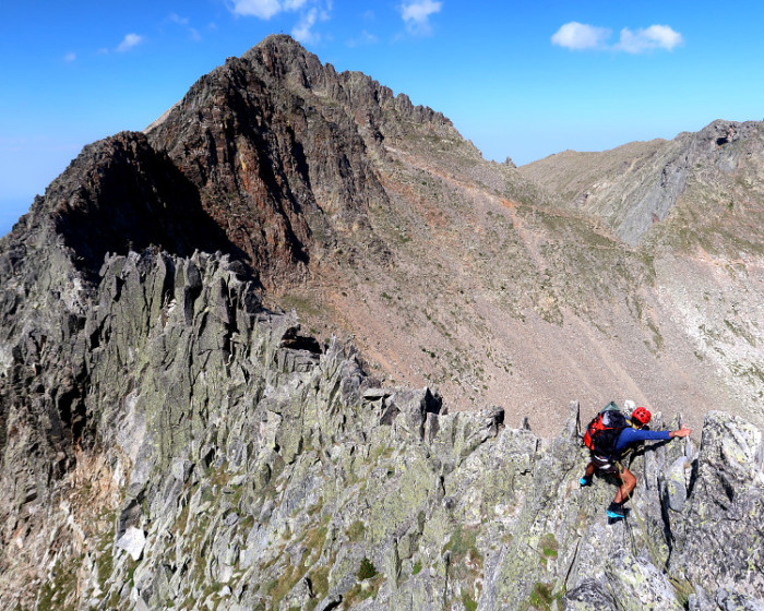Cresta de Gasamir al Canigó con guía - Imagen 6