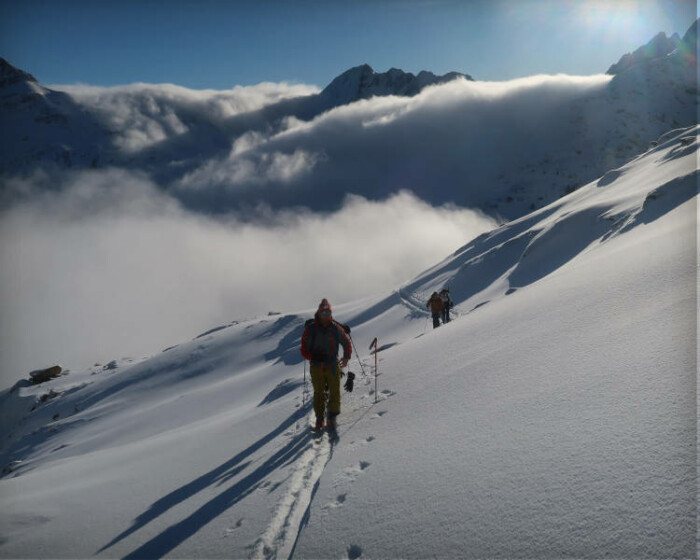 Aneto con esquís de montaña